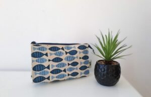 Clutch pequeño peces azul
