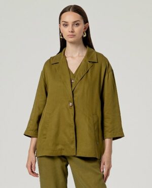 Chaqueta over oliva