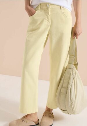 Pantalones vaqueros amarillos