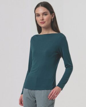 Camiseta cuello barco verde botella