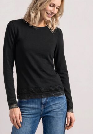 Camiseta negra encaje