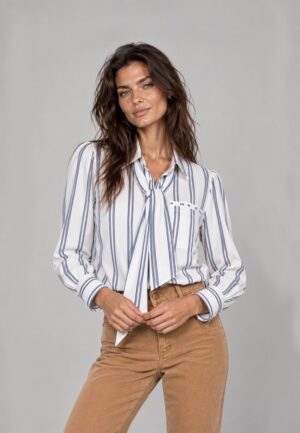 Camisa rayas lazo azul