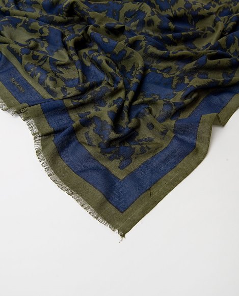 Pañuelo estampado verde y azul - Imagen 2