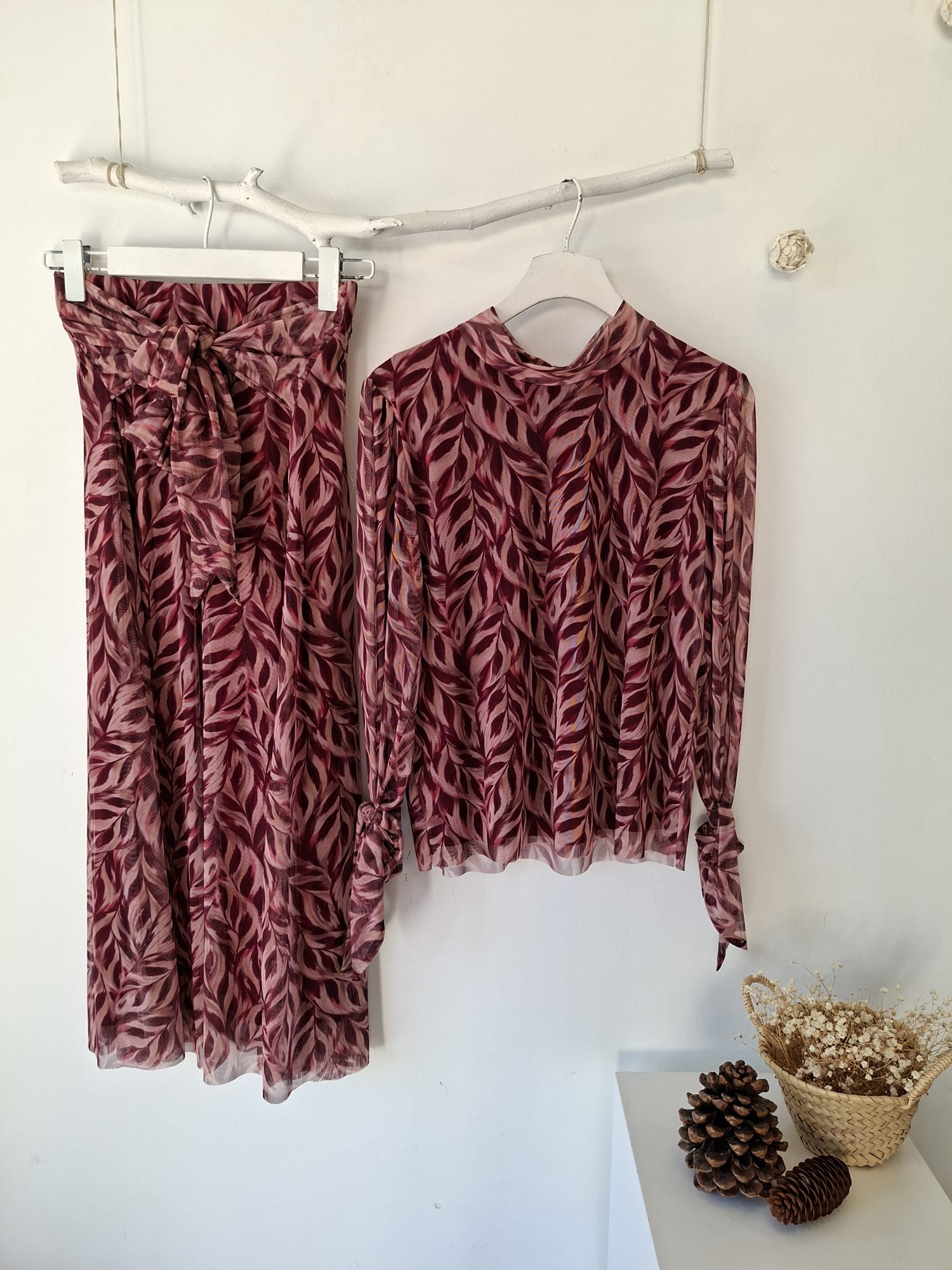 Conjunto Aurora granate - Imagen 2